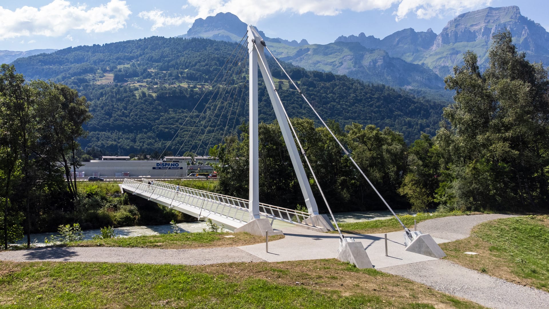 Passerelle haubanée des Ilettes à Sallanches